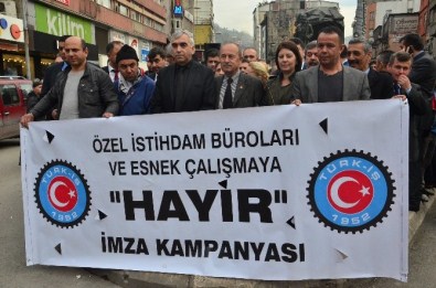 'Özel İstihdam Bürolarına Ve Esnek Çalışmaya Hayır' Adıyla Toplanan 35 Bin İmza Teslim Edildi