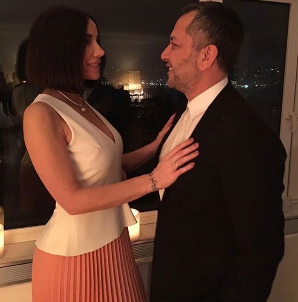 Gülşen'in tek taşı 100 bin TL