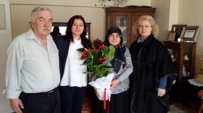 Eskişehir Eğitim Birsen'den Şehit Ailesine Ziyaret