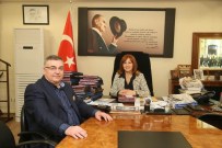 BÜYÜKDERE - Kesimoğlu'ndan Meclis Üyesi Büyükdere'ye Jest