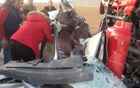 TIR İle Otomobil Çarpıştı Açıklaması 2 Ölü