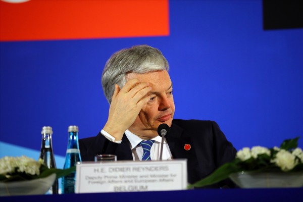 Çavuşoğlu, Belçikalı bakanı yüzüne karşı eleştirdi