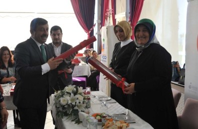 Başkan Karabacak Çalışan Kadınları Unutmadı