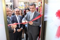 ÇEYİZLİK EŞYA - Belediye Başkanı Cüneyt Yemenici İş Yeri Açılışına Katıldı