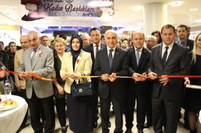 'Kadın Başlıkları Sergisi' Açıldı