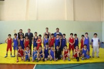 HASAN GÖKÇE - Oltu Gençlik Spor Güreşçileri Türkiye Şampiyonasına Hazırlanıyor