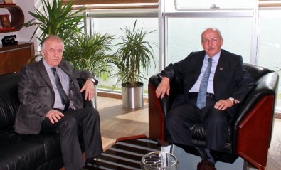 Tekirdağ Büyükşehir Belediye Başkanı Albayrak'tan Tredaş'a Ziyaret