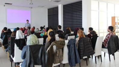 Erciyes Teknopark Sera Kuluçka Programı Kapsamında Girişimci Adaylarına 'İlham Kaynakları Eğitimi' Düzenlendi