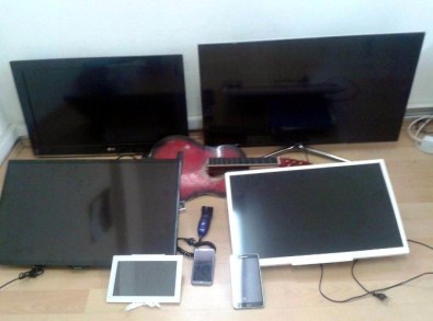 Salihli'de Hırsızlık Şüphelisi Beş Kişi Tutuklandı