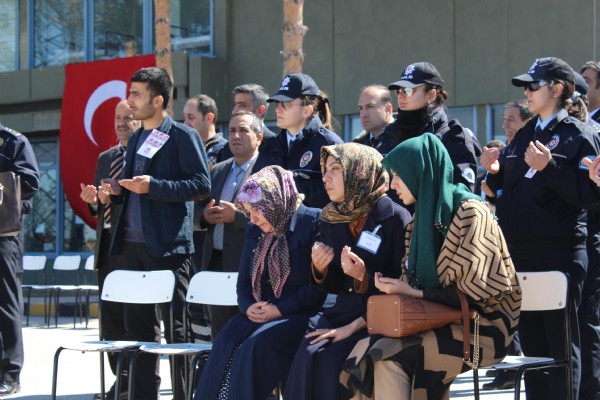 Şehit eşinin feryadı yürek dağladı