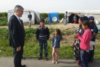 KIZ ÖĞRENCİLER - Çocukları okula kazandırmak için çadır çadır geziyor