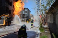 ALT YAPI ÇALIŞMASI - Eskişehir'de Patlama Açıklaması 7 Yaralı !