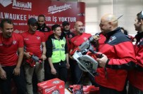 ALI UYSAL - İş Adamından Örnek Davranış