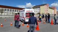 Ambulans Şoförlerine Sürüş Teknikleri Eğitimi Verildi