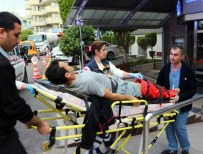 BAŞKENT ÜNIVERSITESI - Ayağı Taş Makinasının Altında Kalan İşçi Yaralandı
