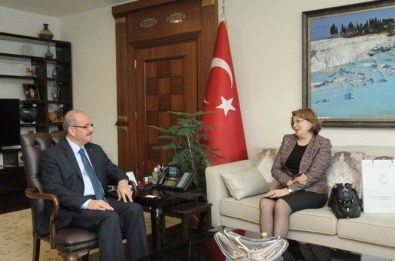 Azerbaycan Eğitim Müşaviri'nden Vali Kocatepe'ye Ziyaret