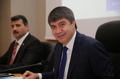 Büyükşehir'den Antalya'ya 2016'Da 641 Milyon Liralık Yatırım