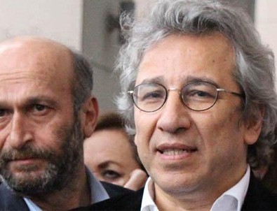 Can Dündar'a soruşturma şoku