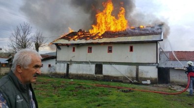 Eflani'de Ev Yangını