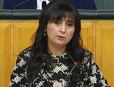 Figen Yüksekdağ grup toplantısında konuştu