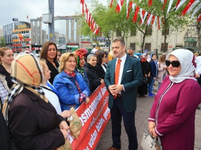 Gaziosmanpaşalı Kadınlardan Mehmetçiğe Moral