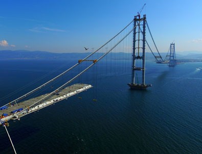 GÖKTÜRK-2 İzmit Körfez Köprüsü'nü görüntüledi