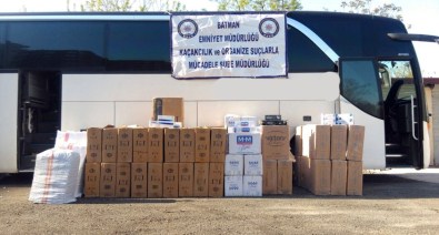 Otobüste 58 Bin Paket Kaçak Sigara Ele Geçirildi