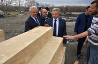 SÜLEYMAN KAHRAMAN - Vali Kahraman Piri Sami Hazretleri Türbe Camisinin İnşaat Çalışmalarını İnceledi