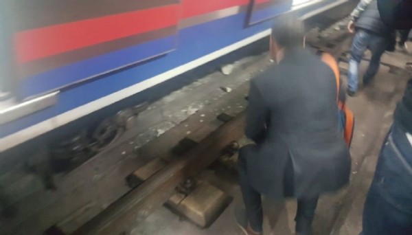Marmaray raydan çıktı