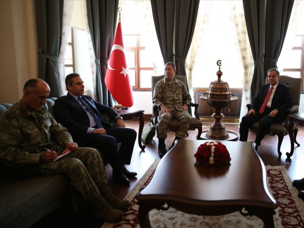 Genelkurmay Başkanı ve MİT Müsteşarı Kilis'te