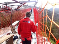 Bulutların Arasında Teleferik Bakımı