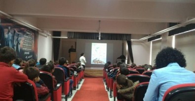 İlköğretim Öğrencilerine Bağımlılıkla Mücadele Eğitimi