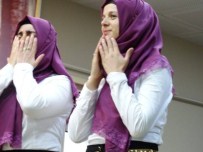 BURHAN ÇAKıR - İşitme Engellilerden Duygulandıran Kutlu Doğum Programı