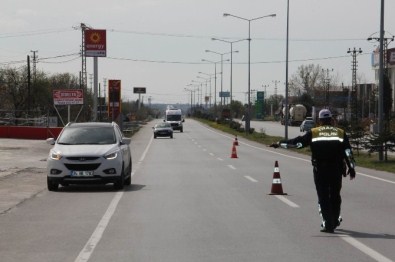 Kırklareli'nde 3 Bin 450 Araca Trafik Cezası Kesildi