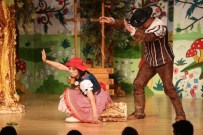 Yenimahalle'de Sahne Sessizliğe Büründü