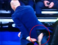 UEFA ŞAMPİYONLAR LİGİ - Zinedine Zidane pantolunu yırttı