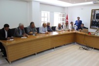 NIYAZI ULUGÖLGE - Foça'da Genç Çiftçiler Hibe Desteği Konusunda Bilgilendirildi