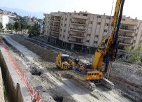 TURİZM SEZONU - Kuşadası'nda Trafik Sorunu Köprülü Kavşaklarla Asgariye İnecek