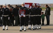 ŞEHİT BABASI - Şehit Ozan Özmen'in Cenazesi Memleketi Ordu'ya Getirildi