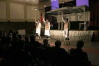 KUTLU DOĞUM - 'Yaslıada' Yahyalı'da Sahnelendi