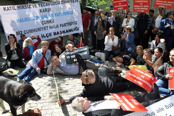 CHP'lilerden İlginç Eylem