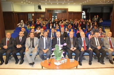 Çocuk Evlerinde Kalan Çocuklardan Kutlu Doğum Programı