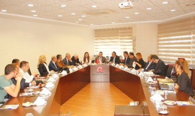 Karadağ'dan Yatırım Ve İşbirliği Çağrısı