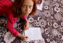 İLIK NAKLI - Lösemi Hastası Elif, 9 Bin Lira Olmadığı İçin Eriyor