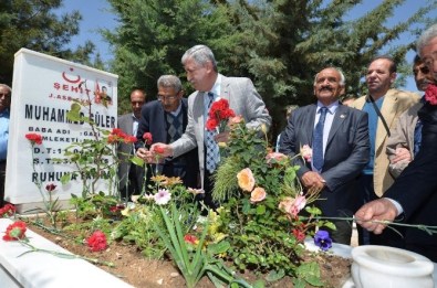 Şehitler İçin Program Düzenlendi