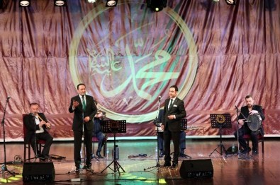 Yenimahalle'de Kutlu Doğum Programı Düzenlendi