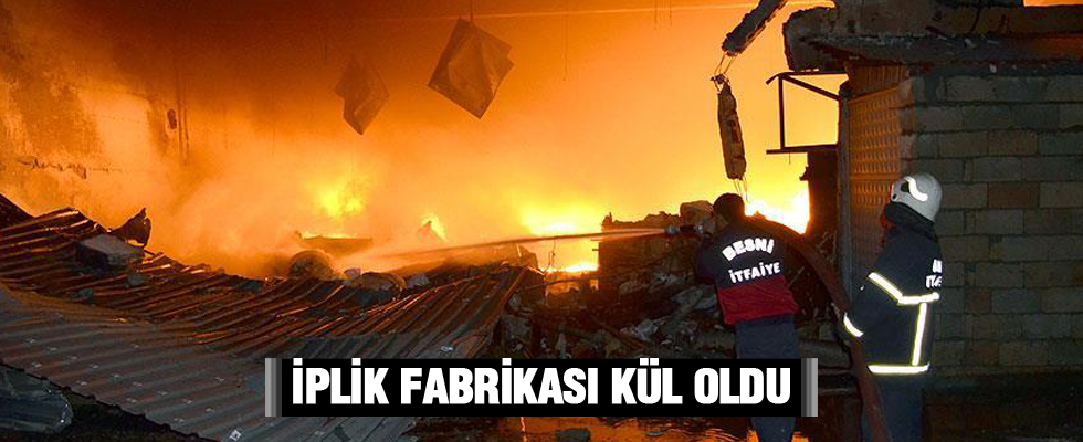 Adıyaman'da iplik fabrikasındaki yangın