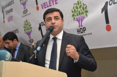 Demirtaş, Partisinin Siirt İl Kongresine Katıldı