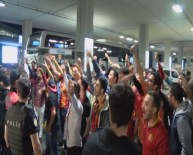 Galatasaray'a Protestolu Karşılama