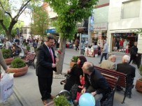 BURHAN ÇAKıR - Kutlu Doğum Haftası Münasebetiyle Gül Dağıtımı Gerçekleştirildi